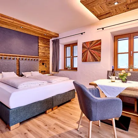 Hotel Sonnenbichl Mittenwald