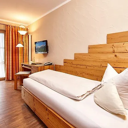 Landhaus Sonnenbichl 3*